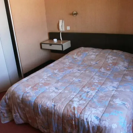 La Les Pins Hotel